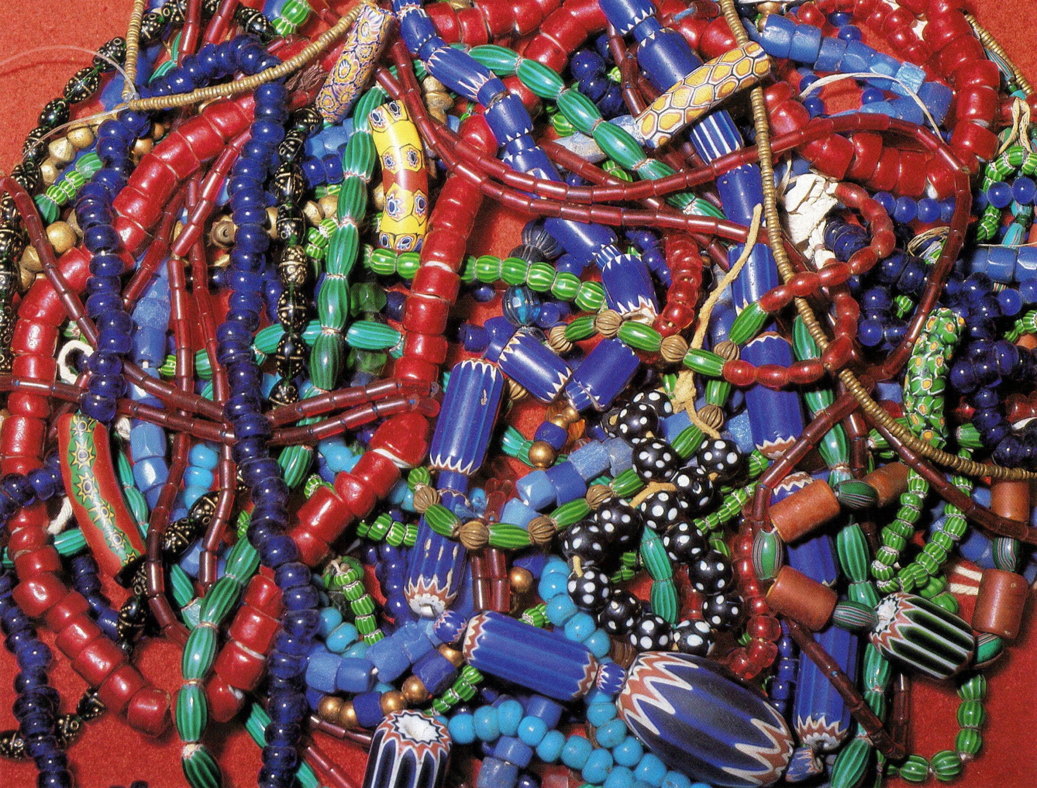 Origin of glass beads - a Q & A from the Plains Indian Museum